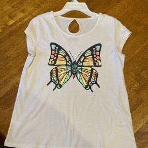 Like new.
Size XL/14.5-16.5
Some sequin on butterfly.